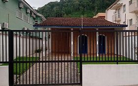 Casa Praia Grande Com Churrasqueira