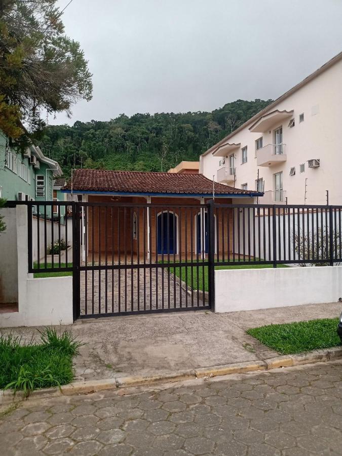 Casa Praia Grande Com Churrasqueira Ubatuba Exterior foto